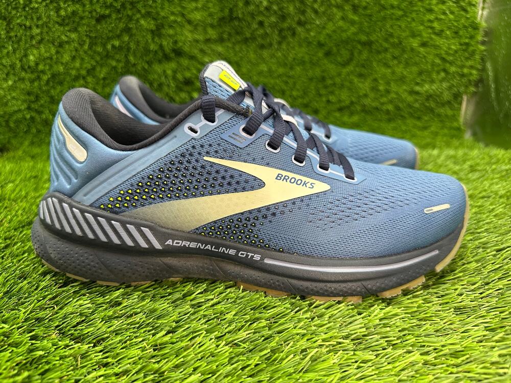 Brooks Adrenaline GTS 22 1203531B467 Athletic Sneaker Women's 8.5B Blue Mesh Gym